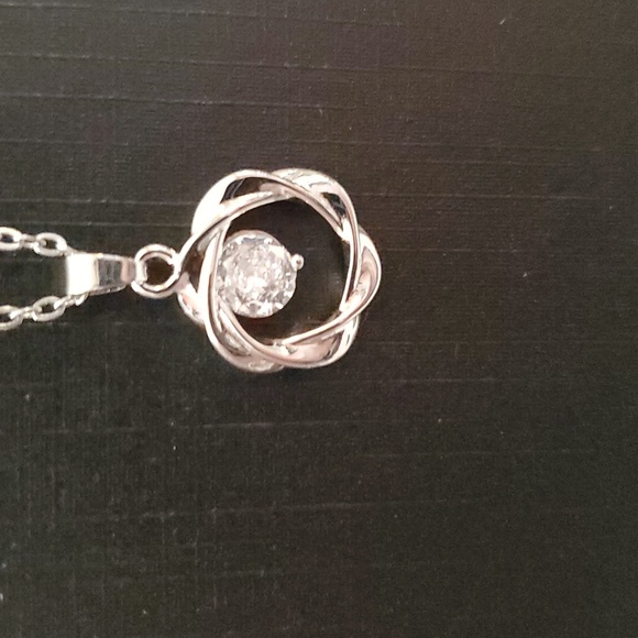 Beautiful Twisted Circle with  White African Gem Necklace - Picture 2 of 2